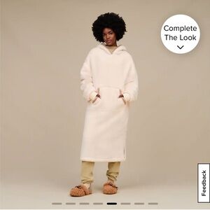 UGGfluff oversized hoodie. NWT. Size M/L. Cozy and warm. Cream, all gender.